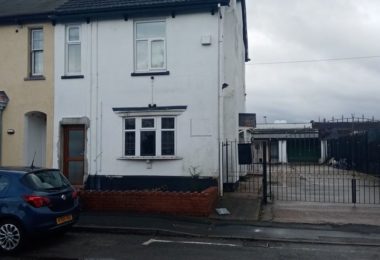 Chirie Casa Cu 5 Dormitoare In Wolverhampton, UK