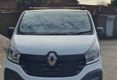 Vand Furgoneta Renault Trafic In Harrow, Londra