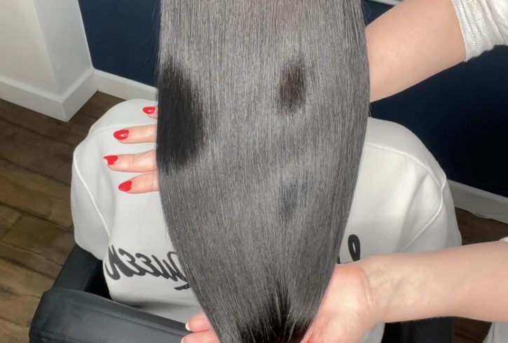 Tratamente Pentru Par Cu Keratina In Manchester, UK