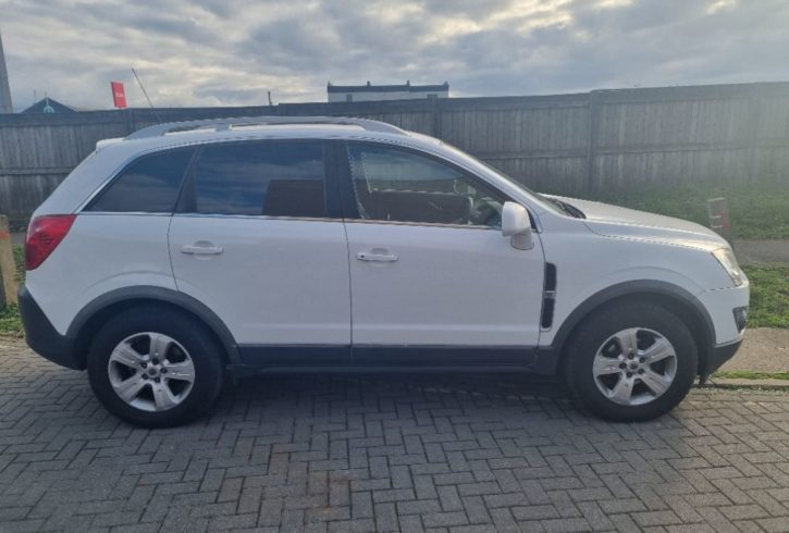 Vand SUV Vauxhall Antara SE in Dagenham, Londra