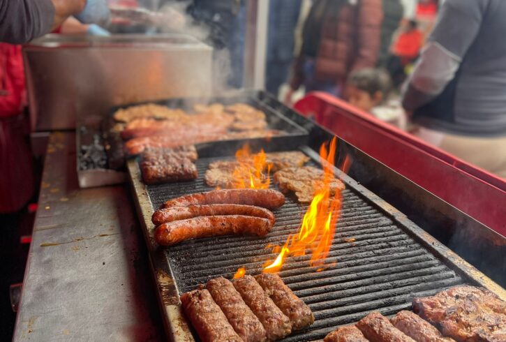 Vând Afacere Catering Produse La Grătar În High Wycombe, UK Vând Afacere Catering Produse La Grătar În High Wycombe, UK