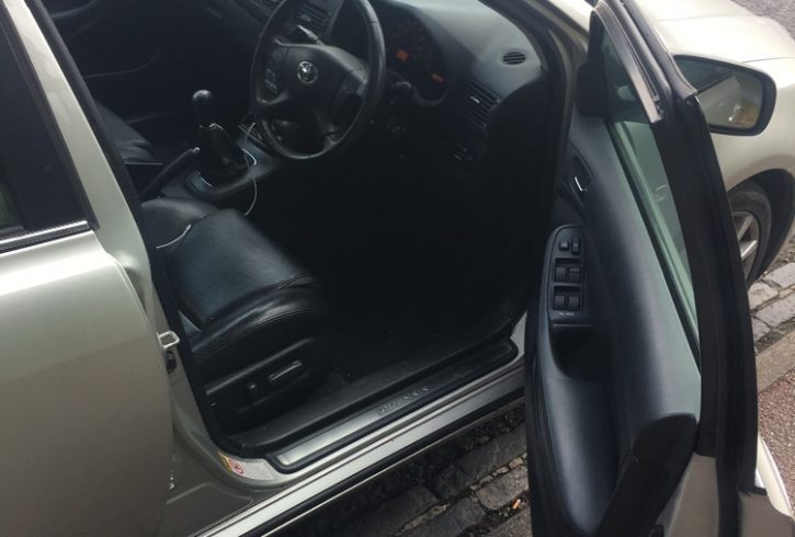 Vand masina Toyota Avensis 2004 78k Mile - Newham E13