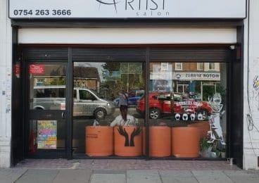 Artist Salon Burnt Oak - Coafor frizerie cosmetica unghii gel - HA8