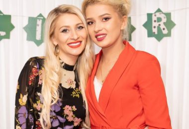 Formația Surorile Robu - Muzica pentru Petreceri in Londra