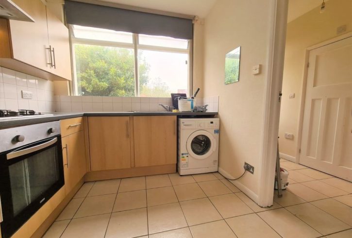 Inchiriere Apartament 2 Camere in Barkingside, Londra - REMAX