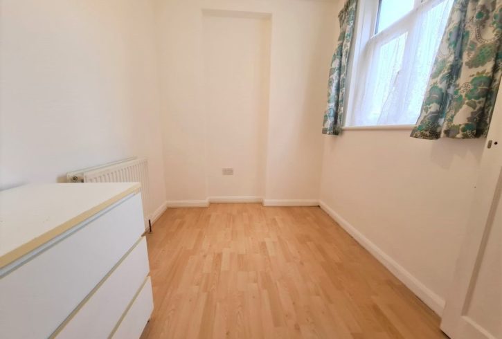 Inchiriere Apartament 2 Camere in Barkingside, Londra - REMAX - Imagine 6