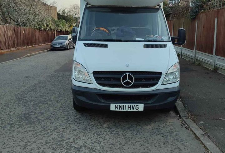 Vând Auto Mercedes-Benz Sprinter din 2011 in Londra
