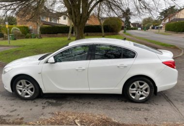 Vand Auto Vauxhall Insignia din anul 2011 in Hoddesdon