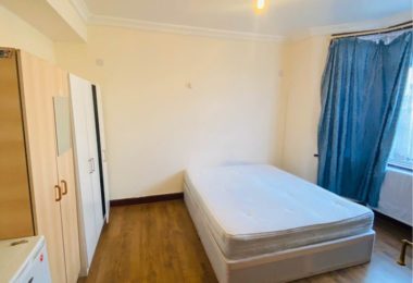 Chirie Camera Double in Upton Park, Londra