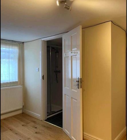 Chirie Camera Double cu Baie Proprie in Gresham Road, Londra