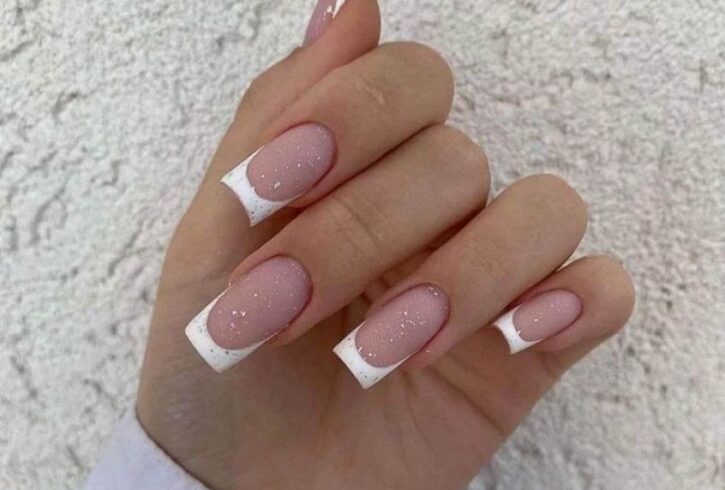 Manichiura Si Pedichiura Unghii Cu Gel In Plaistow, Londra