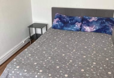 Camera Dubla Chirie Dagenham Heathway