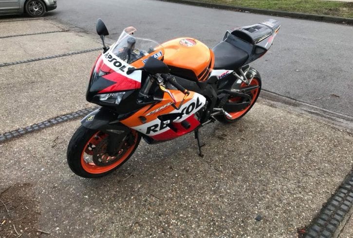 Motocicleta Honda CBR 1000 RR de vanzare in Londra