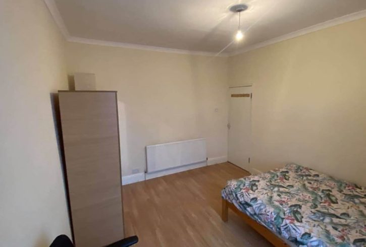 Camera dubla spatioasa de inchiriat in Londra