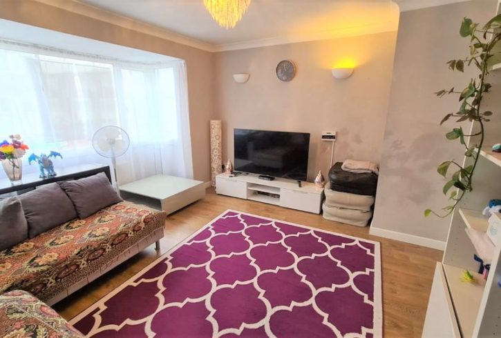 Casa 4 Dormitoare in Canning Town Londra