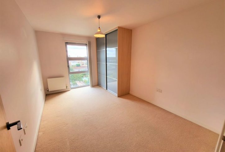 Chirie Penthouse 3 Dormitoare in South Woodford