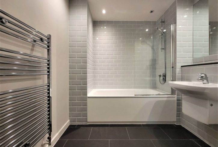 Chirie Penthouse 3 Dormitoare in South Woodford