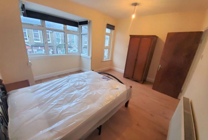 Chirie casa cu 4 dormitoare in Leytonstone