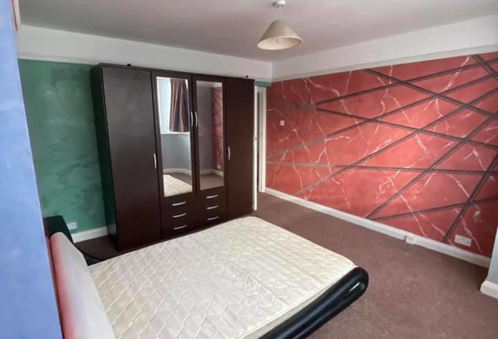 Inchiriez camera double Edgware