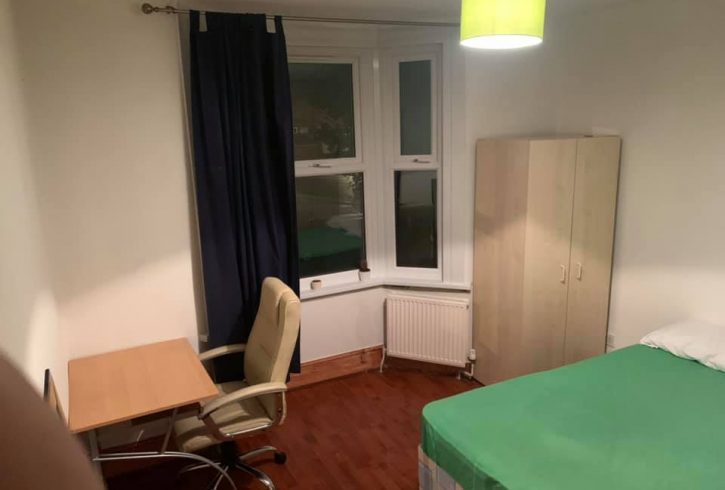 Inchiriez camera dubla Walthamstow Central