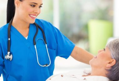 Loc de munca ingrijitori si asistenti medicali azile Anglia