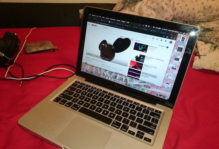 Macbook Pro i7 2.9 750 GB SSD 16 GB Ram OS Mojave + Windows