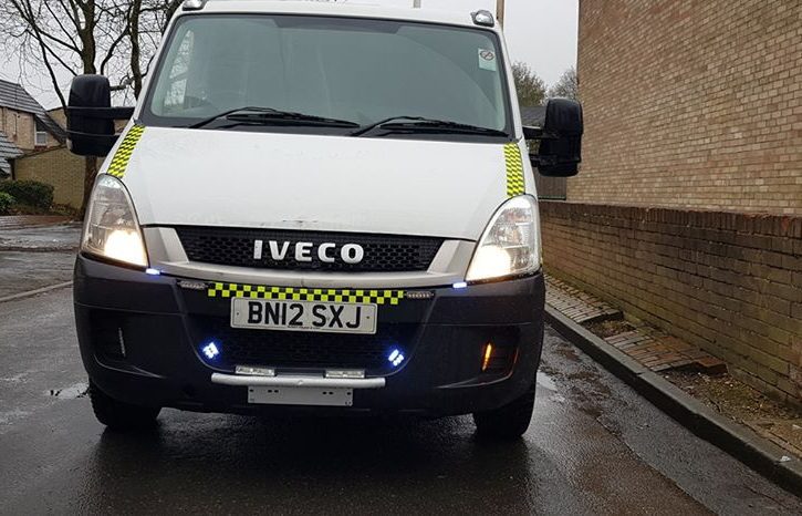 Masina de vanzare Recovery truck Tipper Iveco Basildon Masina de vanzare Recovery truck Tipper Iveco Basildon