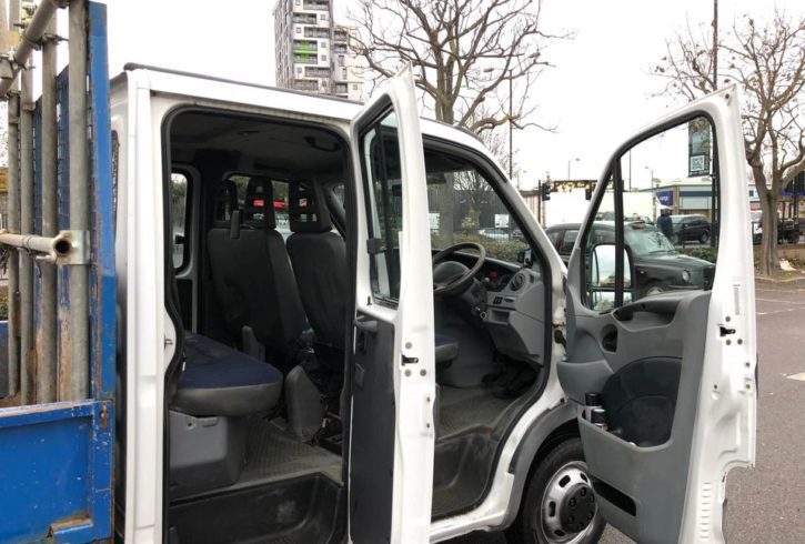 Vand 2009 Iveco Daily Utilitara in Londra UK