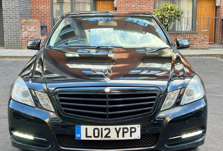 Vand Auto 2012 Mercedes-Benz E-Class in Enfield Londra