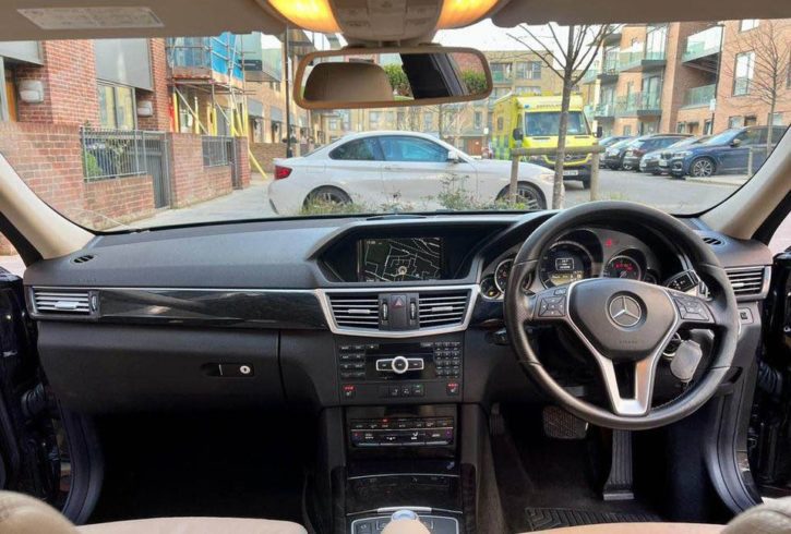 Vand Auto 2012 Mercedes-Benz E-Class in Enfield Londra