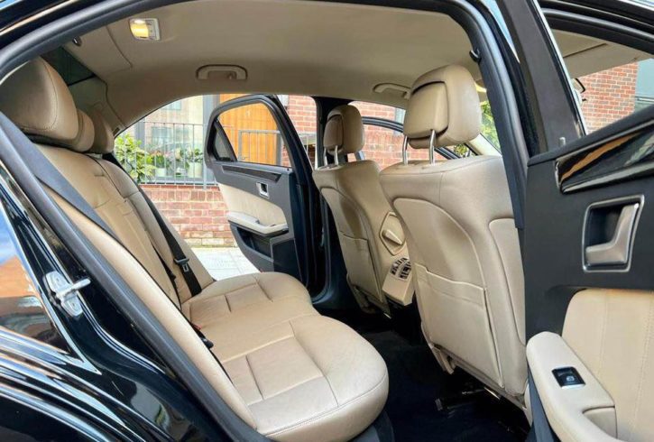 Vand Auto 2012 Mercedes-Benz E-Class in Enfield Londra