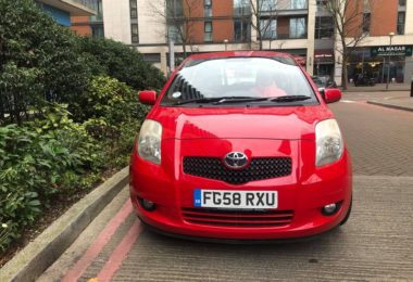 Masina Toyota Yaris Vanzare in Londra UK