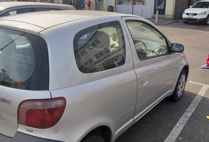 Masina Toyota Yaris - Plaistow Londra
