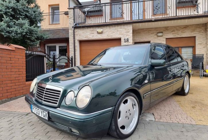 Vand Mercedes Benz E320 Avantgarde W210 in Londra UK