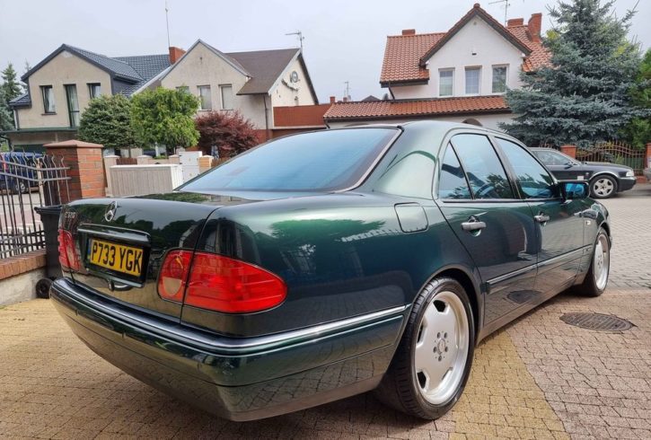 Vand Mercedes Benz E320 Avantgarde W210 in Londra UK