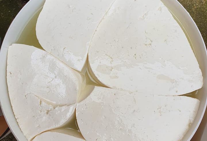 Vand Produse Romanesti Proaspete in Stratford