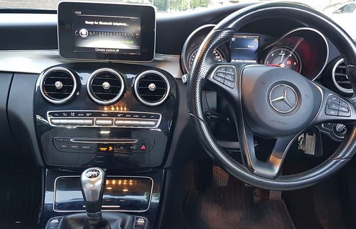 Vand masina Mercedes-Benz C-Class Basildon Vand masina Mercedes-Benz C-Class Basildon