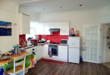 chirie apartament 2 camere Harrow